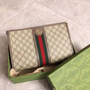 Túi Gucci cầm tay